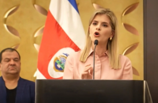 Costa Rica president-elect reaffirms role of faith in meeting with Evangelical Alliance
