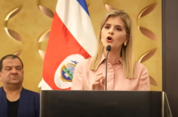 Costa Rica president-elect reaffirms role of faith in meeting with Evangelical Alliance