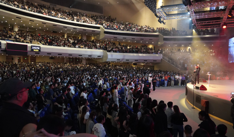 The Send Philippines draws 13,000 to dual-venue gathering aimed at long-term youth mobilization