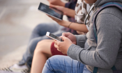 UK social media ban is ‘not a silver bullet,’ says Evangelical Alliance