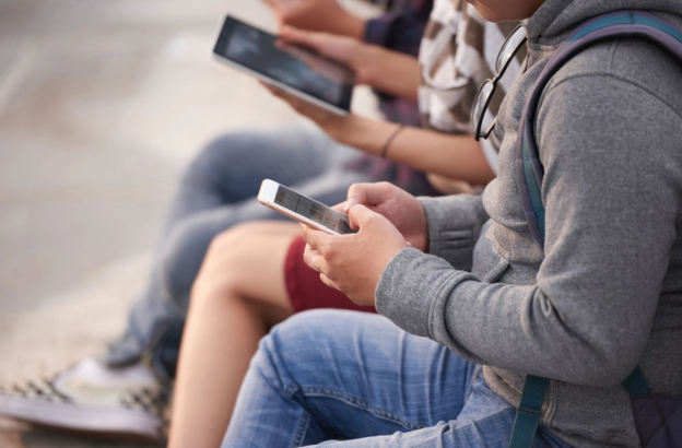 UK social media ban is ‘not a silver bullet,’ says Evangelical Alliance
