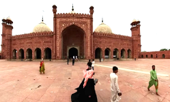 Muslim woman gains custody of kidnapped Christian girl in Pakistan, lawyer says