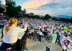 Evangelicals march in Chiapas to call for repeal of gender identity law