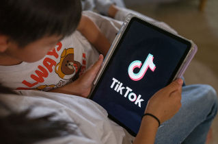 TikTok agrees to pay $400 million over child privacy violations